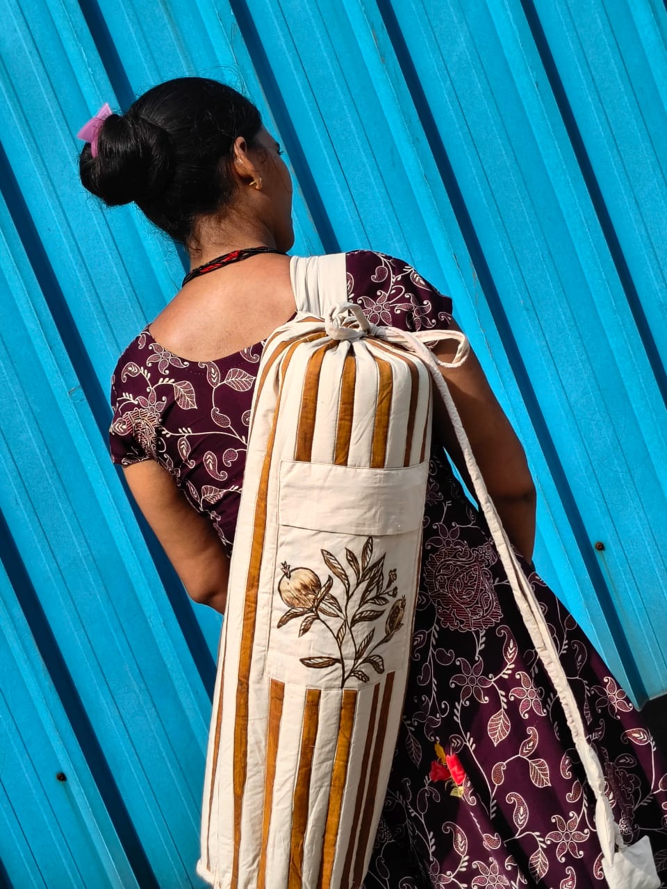 Anaar Yoga Mat Bag - hanging