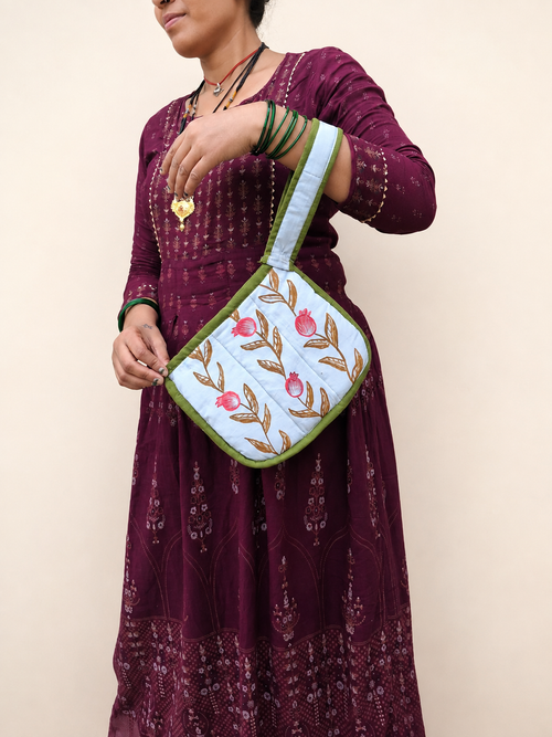 Anaar Pouch - flat detail